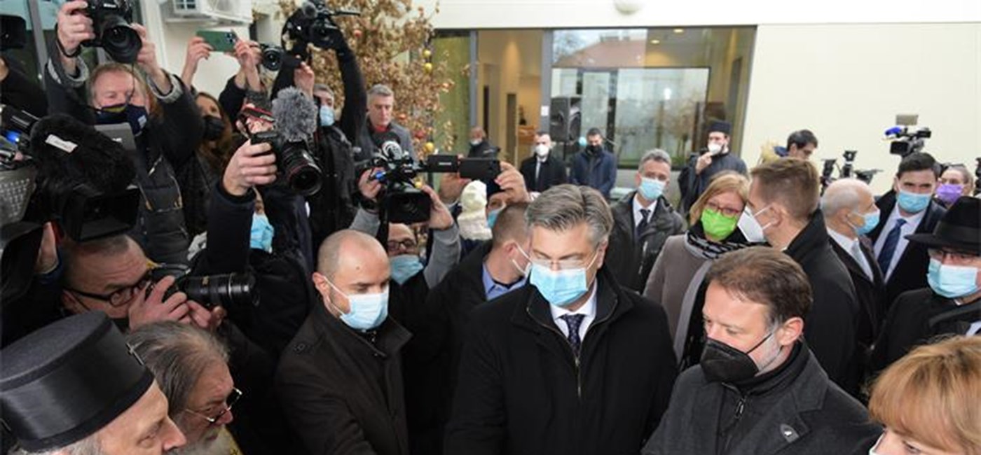 Ustrajat ćemo na politici dijaloga i mira, zajedničkim naporima činimo naše društvo boljim